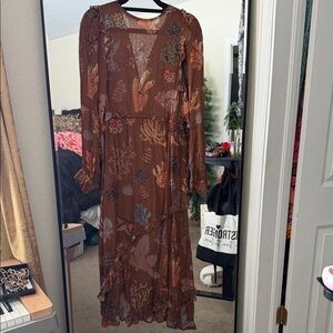 Elegant Brown Coral Long Sleeve Dress